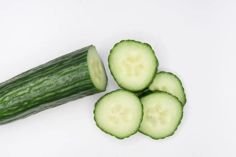 10 Benefits Of Cucumber: Properties, What It Is Used For And Why To Eat It With The Peel