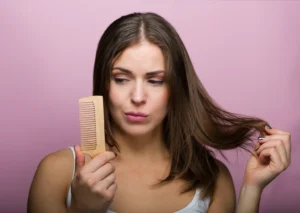 Do You Have Oily Hair? Follow These Recommendations To Solve It