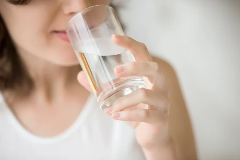 Warning Signs Of Dehydration And How To Avoid It